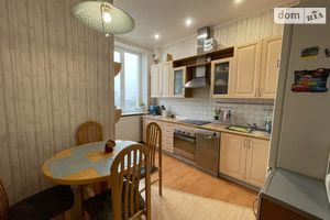 Продається 3-кімнатна квартира 90 кв. м у Дніпрі