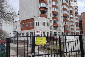 Продається 2-кімнатна квартира 65 кв. м у Хмельницькому