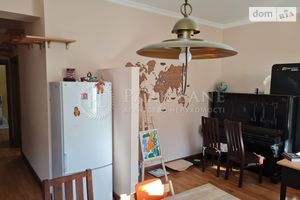 Продается 2-комнатная квартира 68 кв. м в Киеве