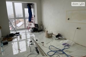 Продается 1-комнатная квартира 37 кв. м в Тернополе