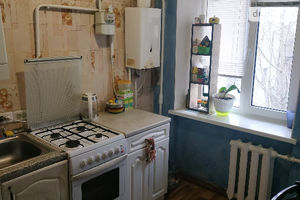 Продається 1-кімнатна квартира 32 кв. м у Дніпрі