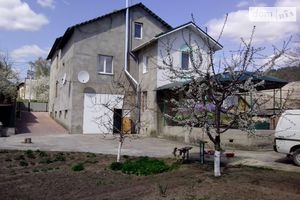Продается дом на 2 этажа 500 кв. м с участком