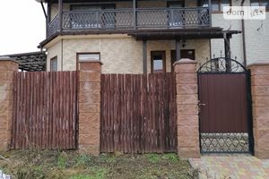 Продается дом на 2 этажа 190 кв. м с баней/сауной