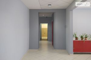 Продается 4-комнатная квартира 122 кв. м в Киеве