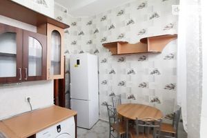 Сдается в аренду 2-комнатная квартира 40 кв. м в Херсоне