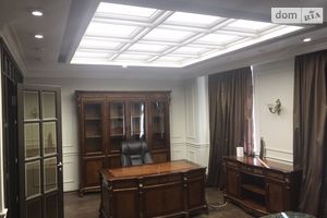 Продается офис 240 кв. м в бизнес-центре