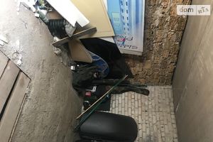 Продается бокс в гаражном комплексе под легковое авто на 26 кв. м