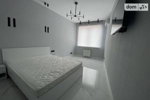 Продается 1-комнатная квартира 40.6 кв. м в Одессе