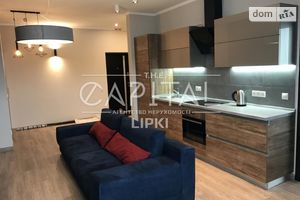 Продается 2-комнатная квартира 55 кв. м в Киеве