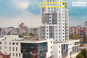 Продається 3-кімнатна квартира 135.5 кв. м у Хмельницькому
