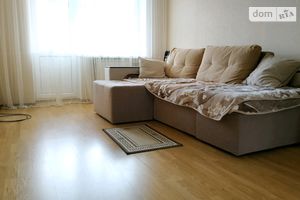 Сдается в аренду 2-комнатная квартира 47 кв. м в Черновцах