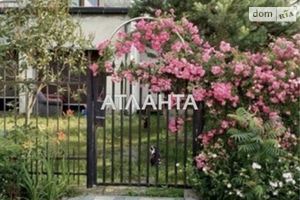 Продається будинок 3 поверховий 408 кв. м з верандою
