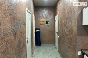 Продается помещения свободного назначения 42.8 кв. м в 14-этажном здании