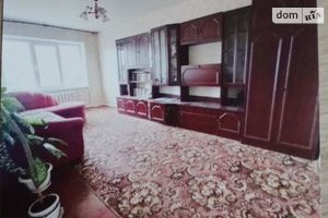 Продається 4-кімнатна квартира 74.2 кв. м у Згурівці