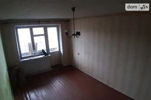 Продається 2-кімнатна квартира 46 кв. м у Гнивані