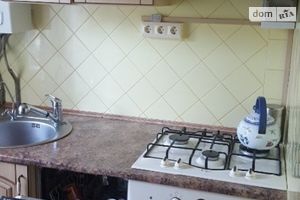 Продається 3-кімнатна квартира 55.9 кв. м у Одесі