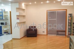 Сдается в аренду 4-комнатная квартира 124 кв. м в Киеве