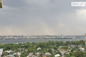 Продается 1-комнатная квартира 29 кв. м в Днепре