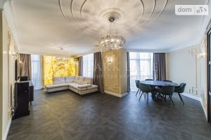 Продается 3-комнатная квартира 125 кв. м в Киеве