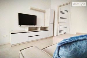 Сдается в аренду 1-комнатная квартира 41 кв. м в Киеве