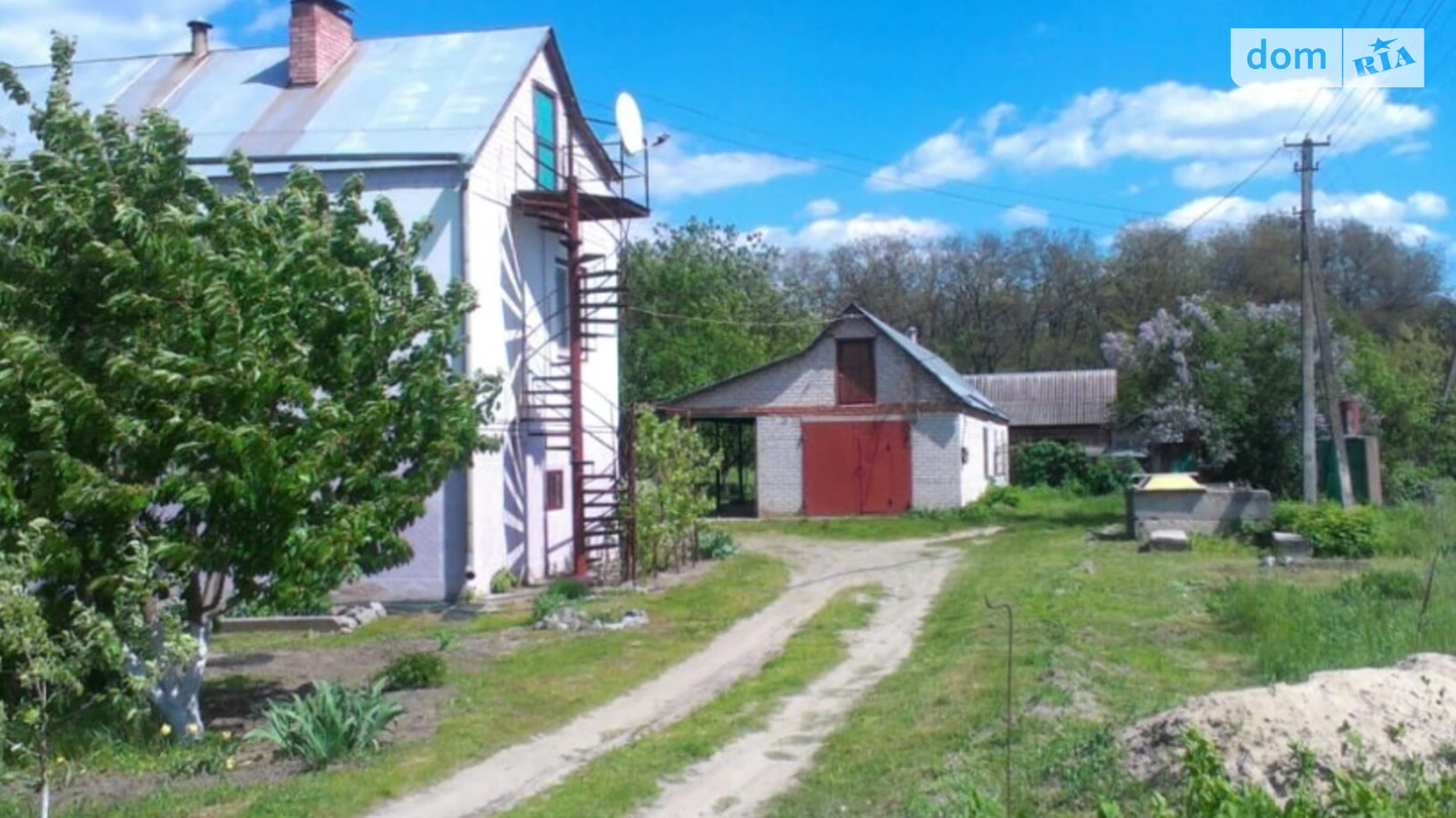Продается одноэтажный дом 135 кв. м с верандой, Куйбишева Зарічанська, 77А