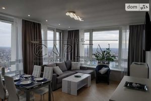 Сдается в аренду 3-комнатная квартира 70 кв. м в Киеве