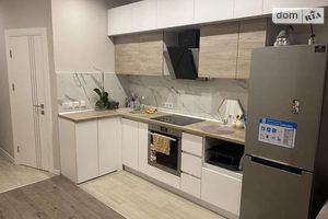 Продается 1-комнатная квартира 32.5 кв. м в Днепре