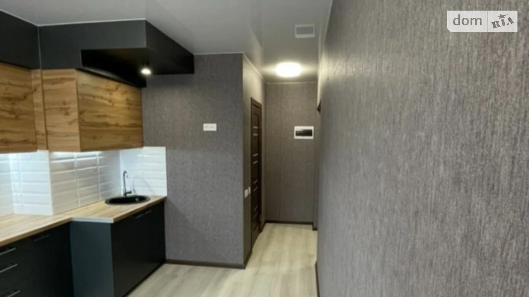 Продается 2-комнатная квартира 52 кв. м в Херсоне, просп. Адмирала Сенявина(Национальной Гвардии Украины) - фото 2
