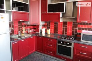Продается 3-комнатная квартира 130 кв. м в Херсоне