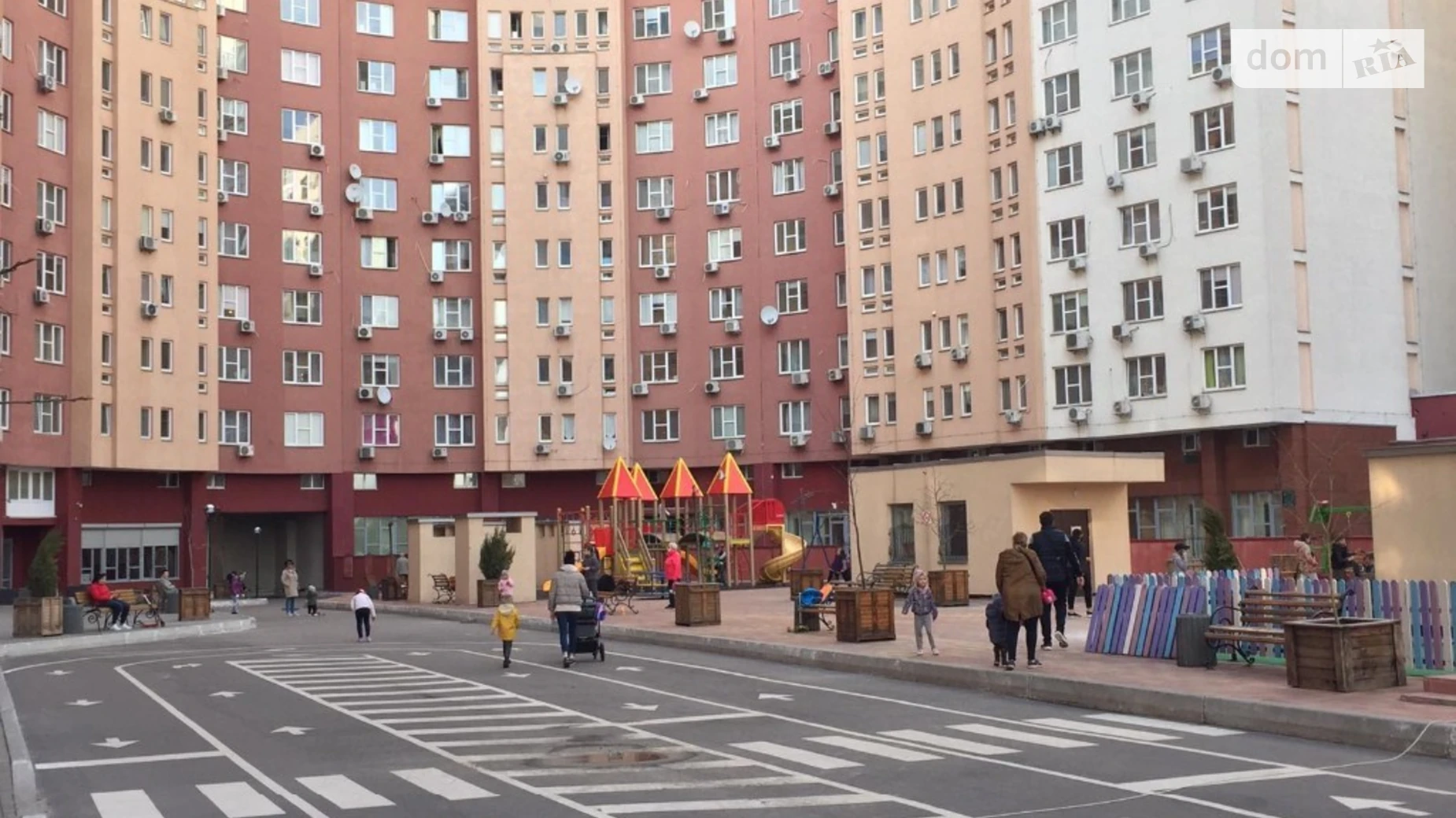Продается 3-комнатная квартира 90.3 кв. м в Киеве, ул. Федора Эрнста - фото 2