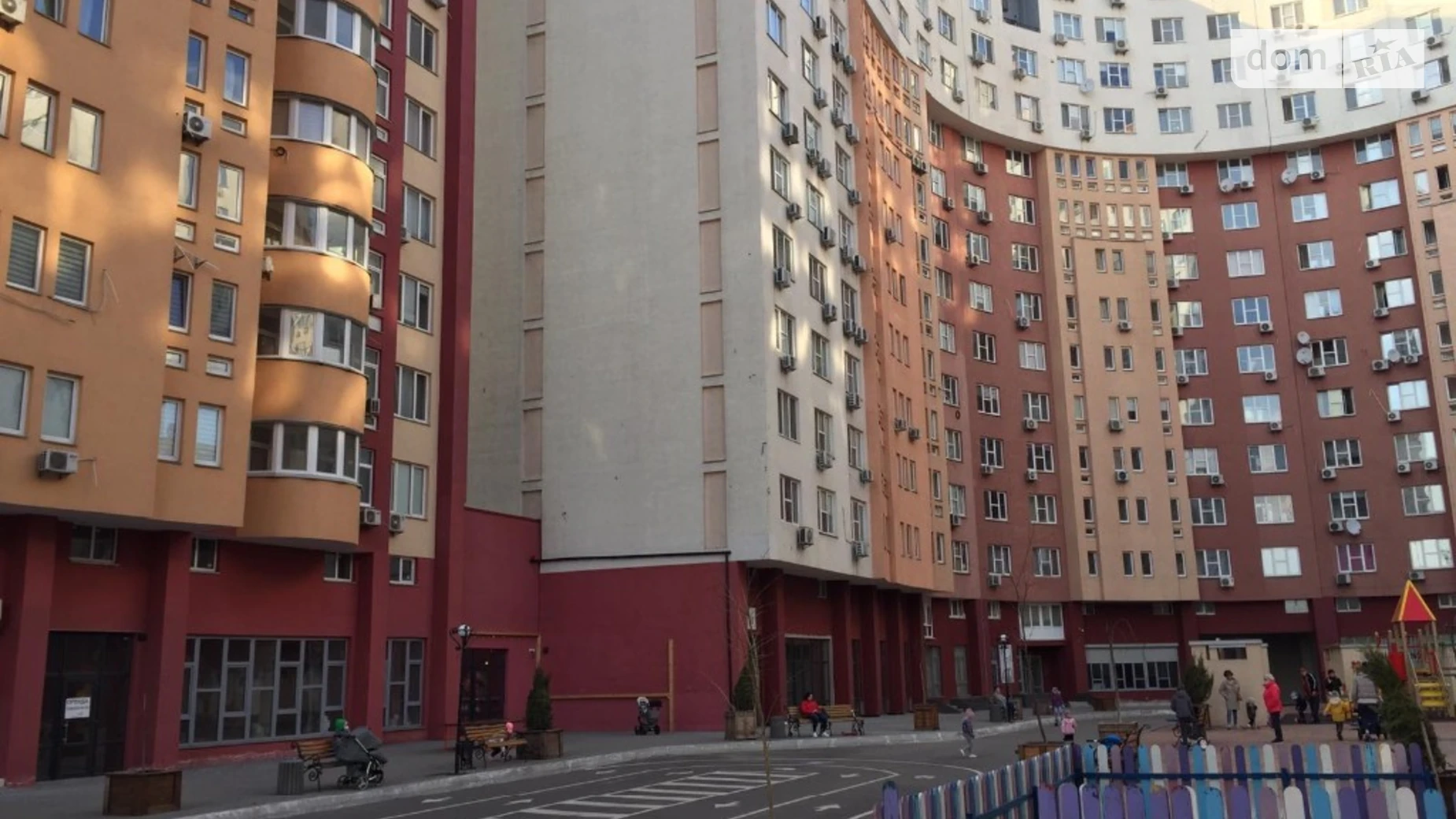 Продается 3-комнатная квартира 90.3 кв. м в Киеве, ул. Федора Эрнста - фото 3