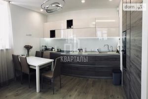 Здається в оренду 1-кімнатна квартира 72 кв. м у Києві