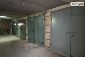 Сдается в аренду бокс в гаражном комплексе под легковое авто на 16.2 кв. м