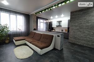 Продается 2-комнатная квартира 65 кв. м в Днепре