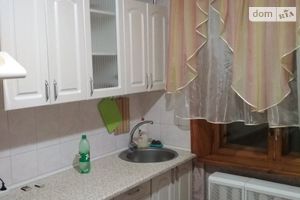 Сдается в аренду 2-комнатная квартира 52 кв. м в Мариуполе