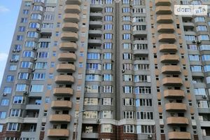 Продается 3-комнатная квартира 105 кв. м в Киеве
