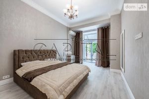 Сдается в аренду 1-комнатная квартира 70 кв. м в Киеве