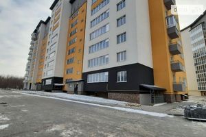 Продається 2-кімнатна квартира 94.7 кв. м у Тернополі