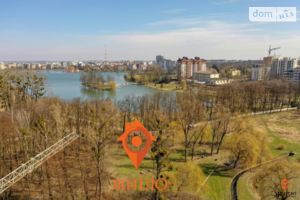 Продається 1-кімнатна квартира 33 кв. м у Івано-Франківську