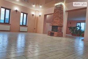 Продається будинок 3 поверховий 320 кв. м з каміном