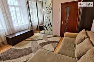 Сдается в аренду 1-комнатная квартира 38 кв. м в Ровно