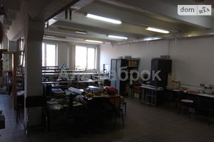 Сдается в аренду здание / комплекс 141 кв. м в 3-этажном здании