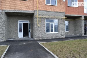 Продається приміщення вільного призначення 73 кв. м в 10-поверховій будівлі