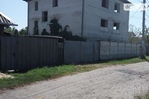 Продается дом на 2 этажа 400 кв. м с камином