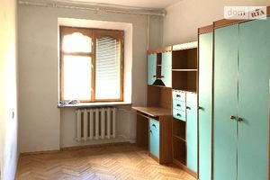 Сдается в аренду 3-комнатная квартира 66 кв. м в Черновцах