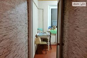 Продається 1-кімнатна квартира 30 кв. м у Дніпрі