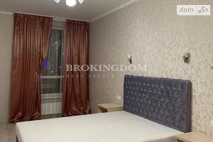 Сдается в аренду 1-комнатная квартира 40 кв. м в Киеве
