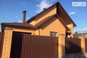 Продается дом на 2 этажа 215 кв. м с камином