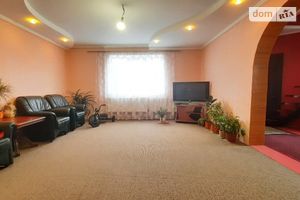 Продается дом на 2 этажа 160 кв. м с мансардой