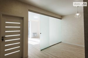 Продається 2-кімнатна квартира 59 кв. м у Рівному
